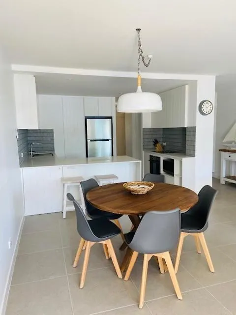 Regatta Noosa Aparthotel Noosaville 4*,  Australia